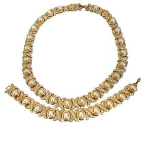 IVANA TRUMP NECKLACE & BRACELET GOLD TONE PEARLS WITH X DESIGN AND RHINESTONES